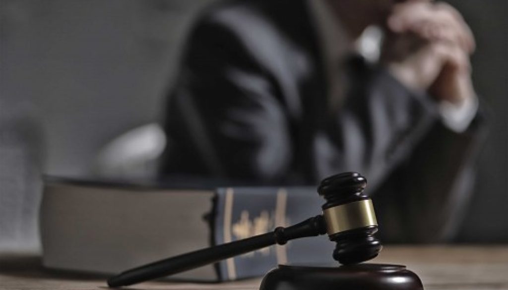 Entreprise en redressement judiciaire : les poursuites individuelles s'arrêtent